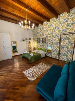 Отель Charming House in the Historic Center of Palermo, Палермо